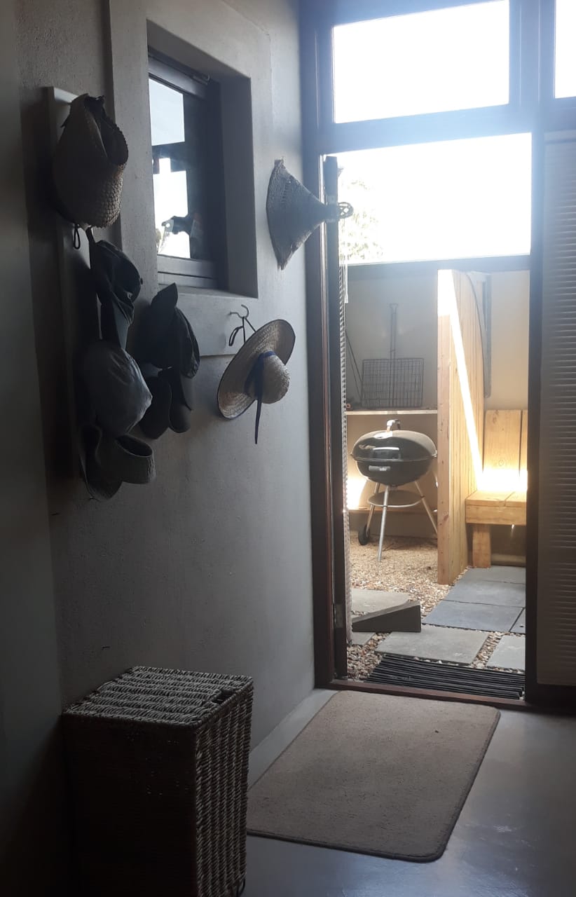 To Let 1 Bedroom Property for Rent in Belvedere Western Cape